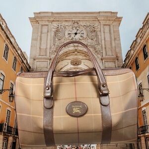 Burberry Weekender tote bag